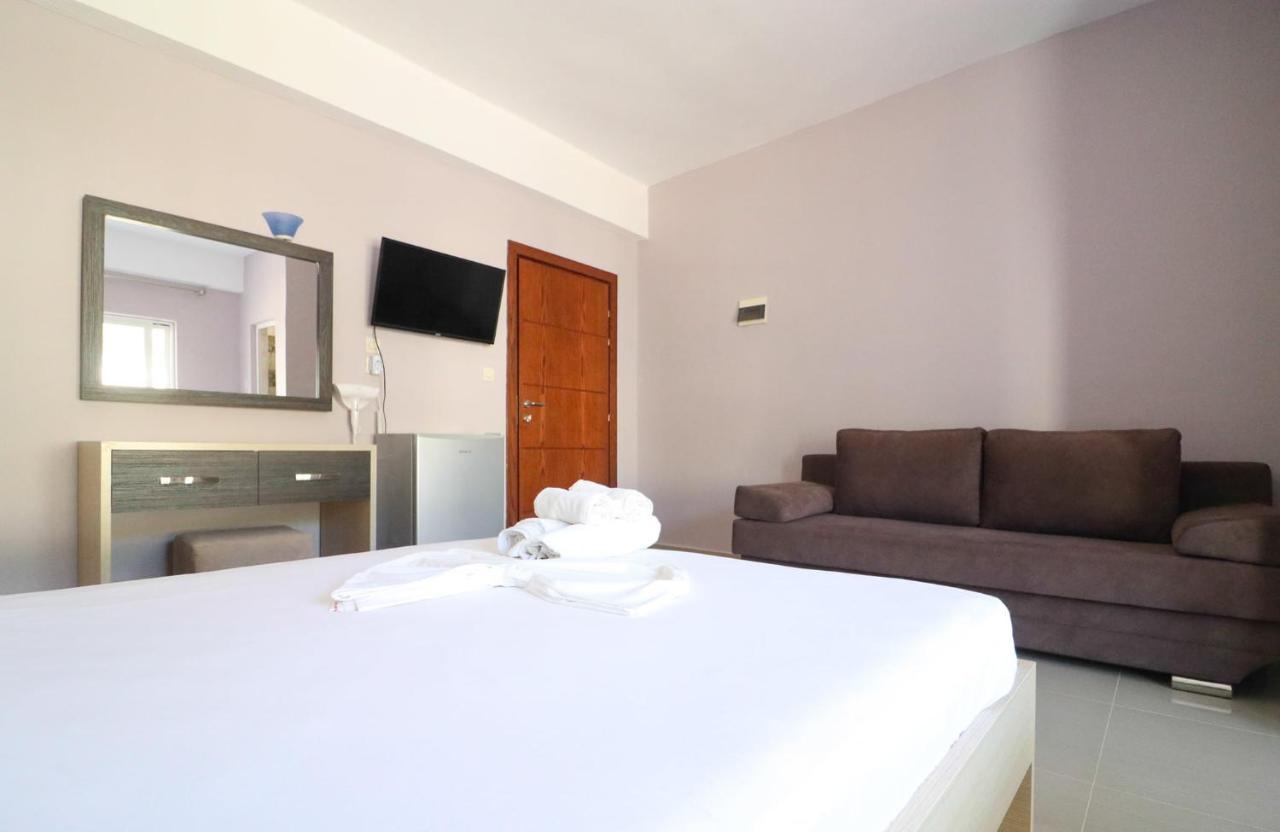 Hotel Potami Beach - Mondi Goro Химара Экстерьер фото