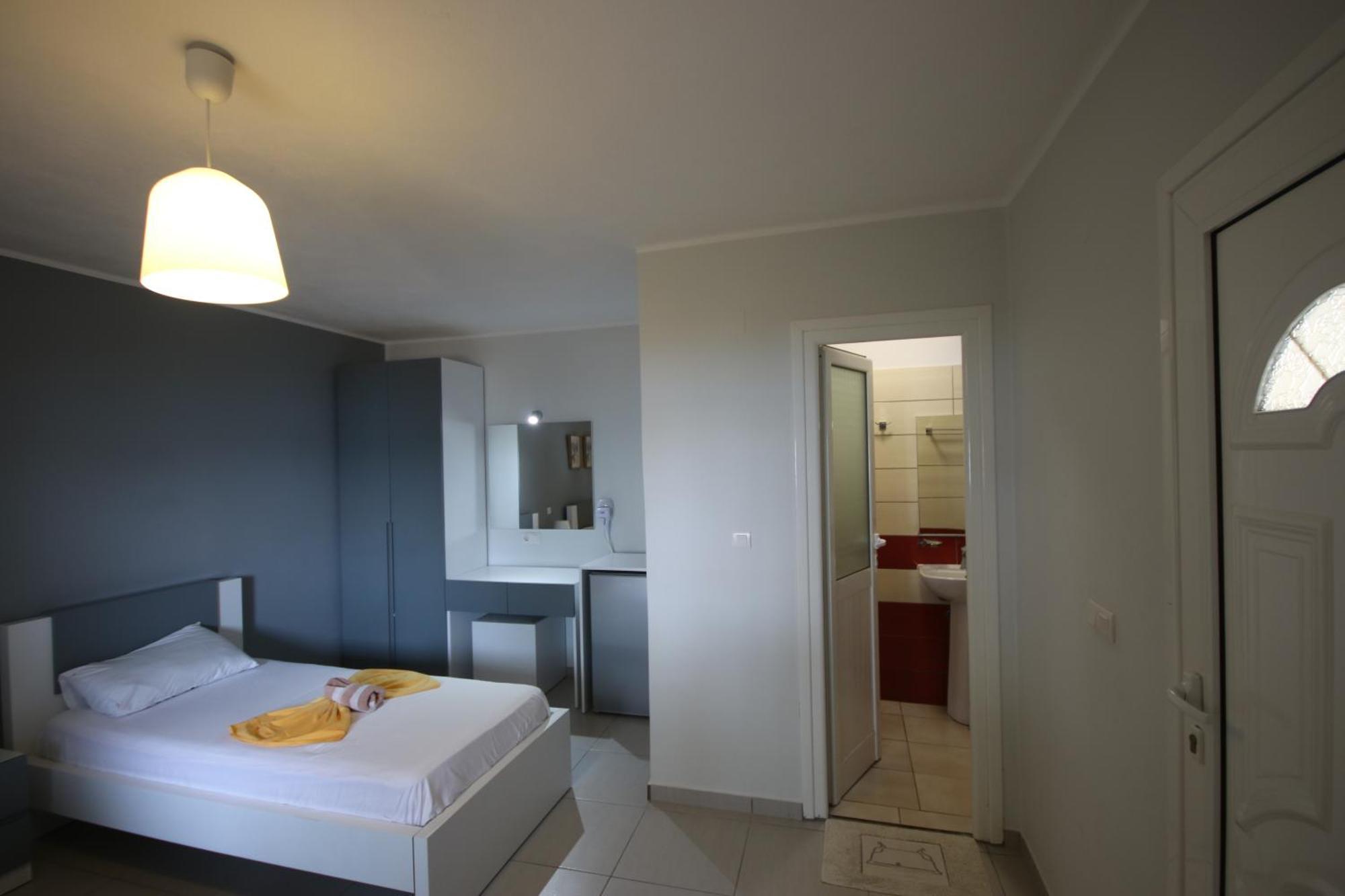 Hotel Potami Beach - Mondi Goro Химара Экстерьер фото