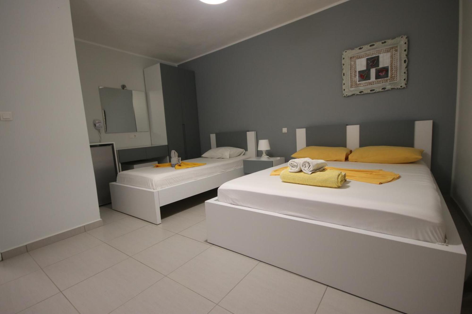 Hotel Potami Beach - Mondi Goro Химара Экстерьер фото